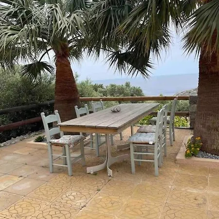 Ferienhaus Souda's Nest *